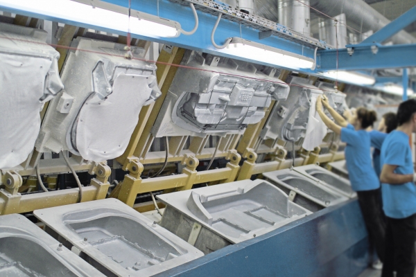 Presses and Mould Carriers for PUR Foam Applications