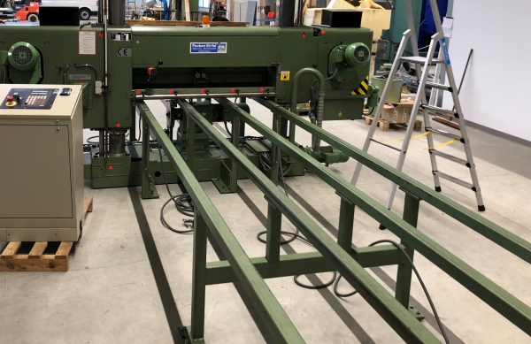 H24B2 Horizontal Slitting Machine for Technical Foams and Composite Materials
